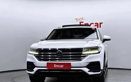 Volkswagen Touareg III, 2020 год, 5 324 000 рублей, 3 фотография