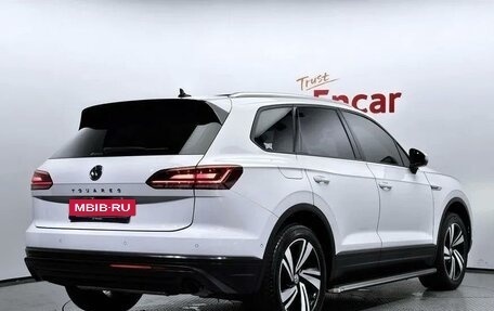 Volkswagen Touareg III, 2020 год, 5 324 000 рублей, 2 фотография