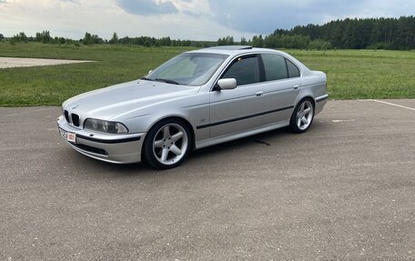 BMW 5 серия, 2001 год, 980 000 рублей, 3 фотография