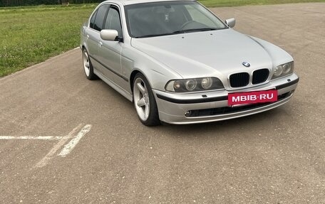 BMW 5 серия, 2001 год, 980 000 рублей, 6 фотография