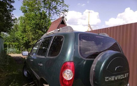 Chevrolet Niva I рестайлинг, 2005 год, 380 000 рублей, 7 фотография