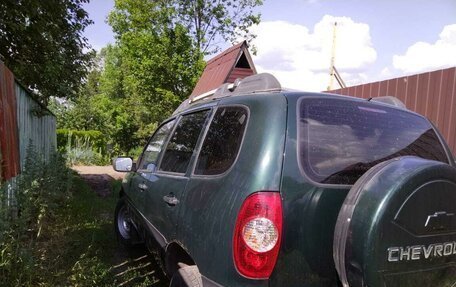 Chevrolet Niva I рестайлинг, 2005 год, 380 000 рублей, 4 фотография
