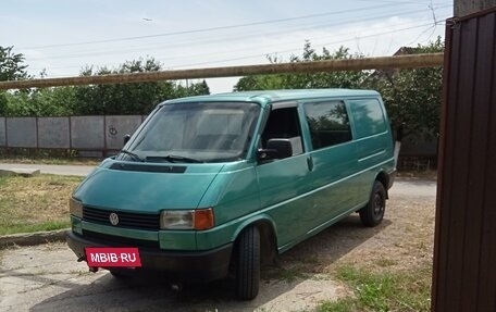 Volkswagen Transporter T4, 1991 год, 900 000 рублей, 2 фотография