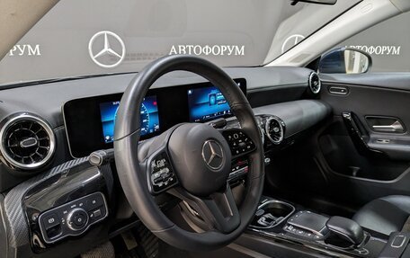 Mercedes-Benz CLA, 2020 год, 2 445 000 рублей, 2 фотография
