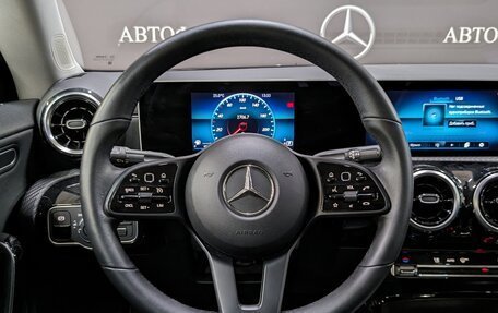 Mercedes-Benz CLA, 2020 год, 2 445 000 рублей, 12 фотография