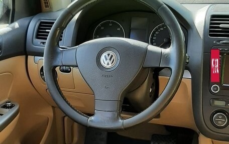 Volkswagen Golf V, 2004 год, 620 000 рублей, 11 фотография
