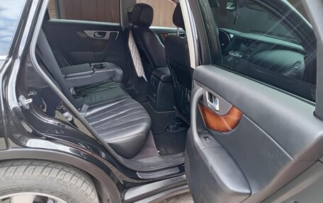 Infiniti QX70, 2014 год, 2 650 000 рублей, 8 фотография