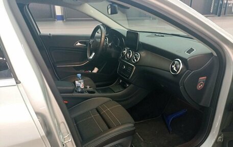 Mercedes-Benz GLA, 2016 год, 2 468 000 рублей, 15 фотография