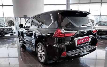 Lexus LX III, 2017 год, 9 764 000 рублей, 7 фотография