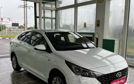 Hyundai Solaris II рестайлинг, 2020 год, 1 450 000 рублей, 1 фотография