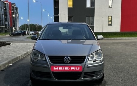 Volkswagen Polo IV рестайлинг, 2005 год, 445 000 рублей, 2 фотография