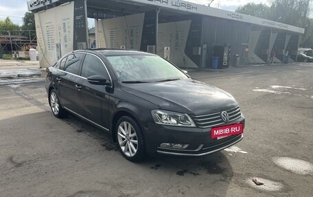 Volkswagen Passat B7, 2012 год, 1 250 000 рублей, 2 фотография