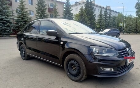 Volkswagen Polo VI (EU Market), 2017 год, 1 195 000 рублей, 2 фотография