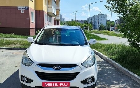 Hyundai ix35 I рестайлинг, 2012 год, 1 280 000 рублей, 2 фотография