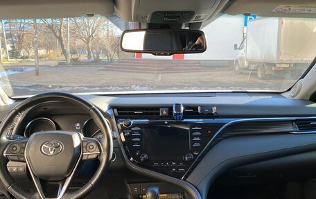 Toyota Camry, 2019 год, 3 300 000 рублей, 3 фотография