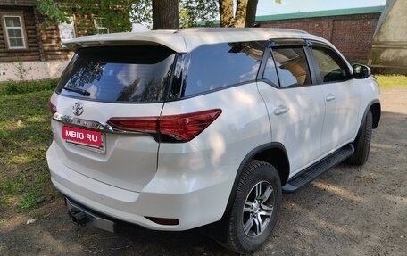 Toyota Fortuner II, 2019 год, 3 999 999 рублей, 5 фотография