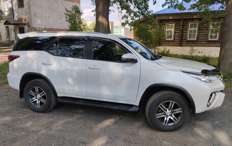 Toyota Fortuner II, 2019 год, 3 999 999 рублей, 9 фотография