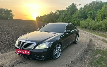 Mercedes-Benz S-Класс, 2005 год, 1 200 000 рублей, 2 фотография