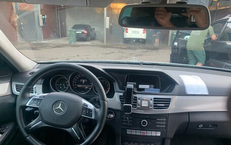 Mercedes-Benz E-Класс, 2015 год, 1 500 000 рублей, 4 фотография