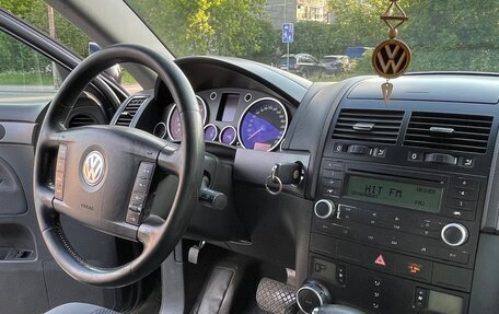 Volkswagen Touareg III, 2006 год, 799 000 рублей, 7 фотография