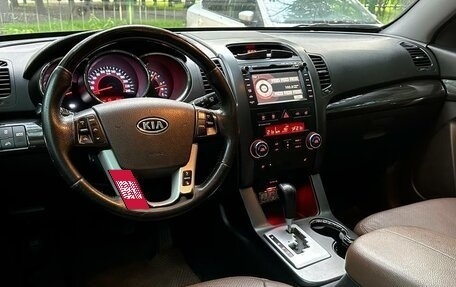 KIA Sorento II рестайлинг, 2011 год, 1 630 000 рублей, 18 фотография