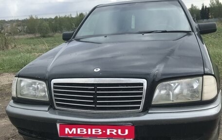 Mercedes-Benz C-Класс, 1997 год, 350 000 рублей, 1 фотография