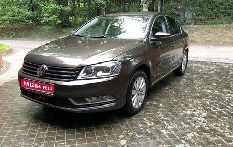 Volkswagen Passat B7, 2012 год, 1 500 000 рублей, 1 фотография