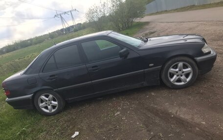 Mercedes-Benz C-Класс, 1997 год, 350 000 рублей, 4 фотография