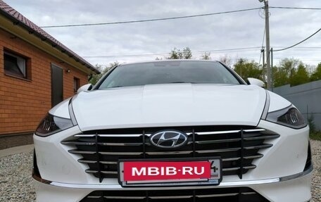 Hyundai Sonata VIII, 2020 год, 2 850 000 рублей, 4 фотография