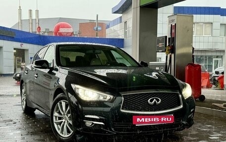 Infiniti Q50 I рестайлинг, 2017 год, 2 355 000 рублей, 3 фотография