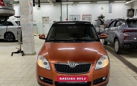 Skoda Fabia II, 2010 год, 870 000 рублей, 3 фотография