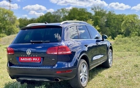 Volkswagen Touareg III, 2011 год, 2 799 999 рублей, 7 фотография