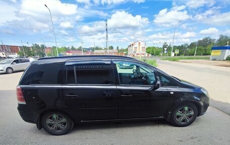 Opel Zafira B, 2007 год, 660 000 рублей, 3 фотография