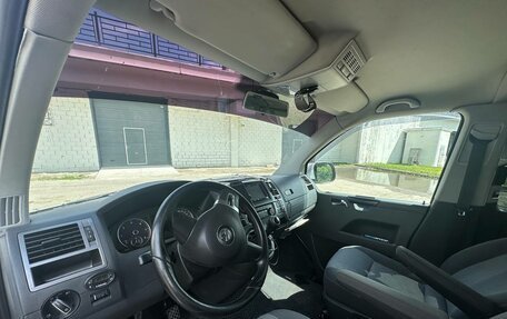 Volkswagen Caravelle T5, 2014 год, 2 100 000 рублей, 6 фотография