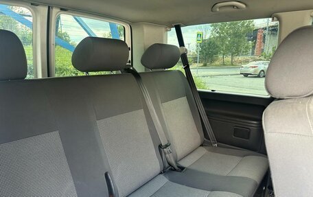 Volkswagen Caravelle T5, 2014 год, 2 100 000 рублей, 12 фотография