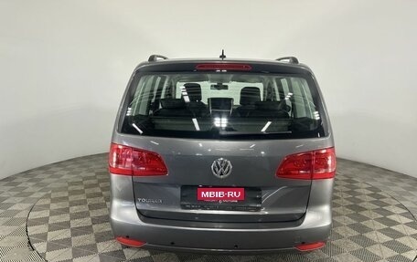 Volkswagen Touran III, 2012 год, 990 000 рублей, 3 фотография