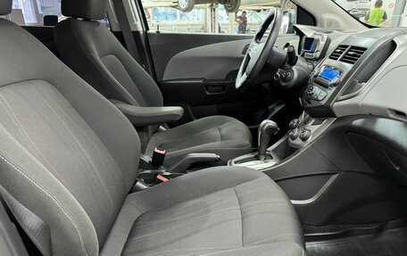 Chevrolet Aveo III, 2014 год, 1 155 000 рублей, 11 фотография