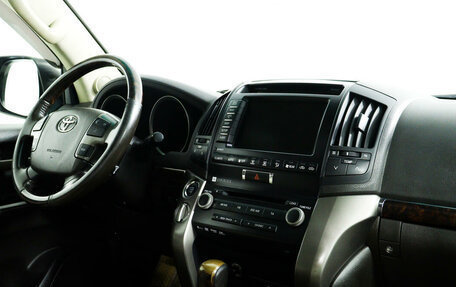 Toyota Land Cruiser 200, 2011 год, 3 190 000 рублей, 9 фотография