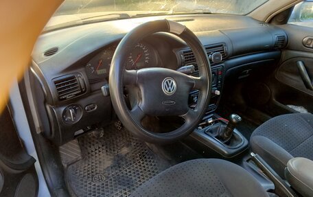 Volkswagen Passat B5+ рестайлинг, 1998 год, 230 000 рублей, 4 фотография
