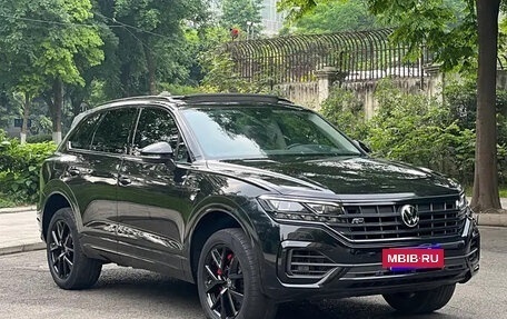 Volkswagen Touareg III, 2021 год, 5 100 000 рублей, 5 фотография