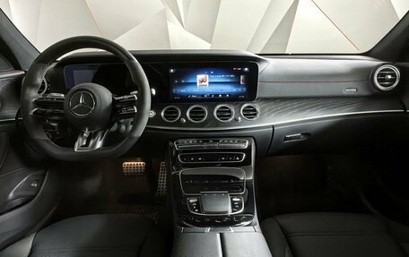 Mercedes-Benz E-Класс AMG, 2021 год, 9 199 700 рублей, 10 фотография
