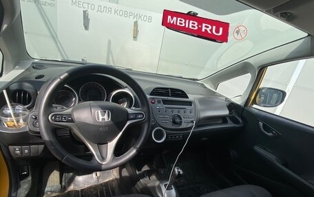 Honda Jazz II рестайлинг, 2009 год, 620 000 рублей, 5 фотография