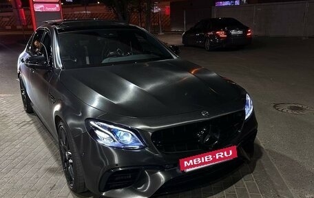 Mercedes-Benz E-Класс AMG, 2018 год, 9 150 000 рублей, 4 фотография