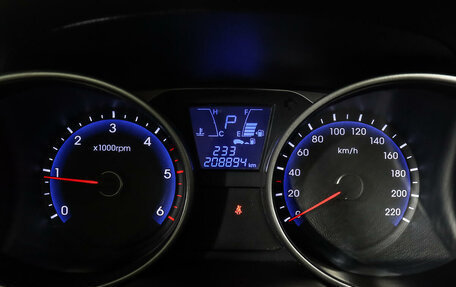 Hyundai Tucson III, 2010 год, 1 055 000 рублей, 13 фотография