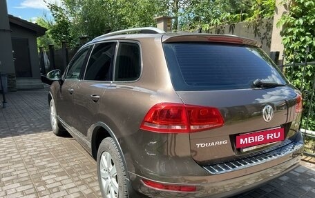 Volkswagen Touareg III, 2010 год, 2 000 000 рублей, 4 фотография