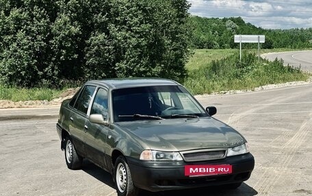 Daewoo Nexia I рестайлинг, 2001 год, 125 000 рублей, 2 фотография