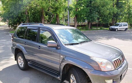 Toyota Land Cruiser Prado 120 рестайлинг, 2007 год, 2 620 000 рублей, 2 фотография