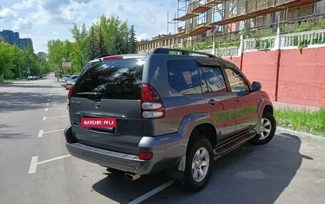 Toyota Land Cruiser Prado 120 рестайлинг, 2007 год, 2 620 000 рублей, 3 фотография