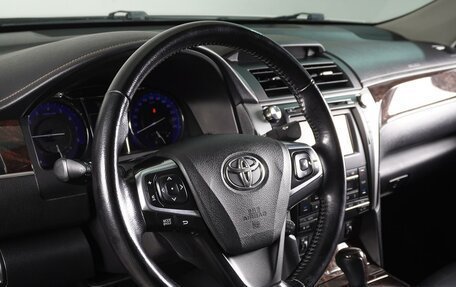 Toyota Camry, 2016 год, 2 399 000 рублей, 12 фотография