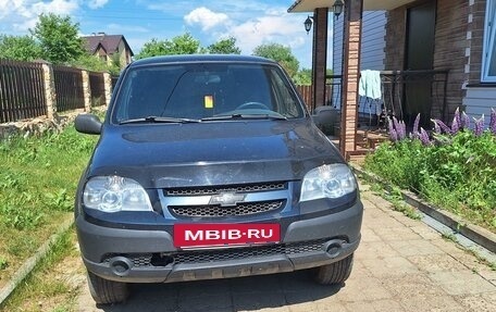 Chevrolet Niva I рестайлинг, 2011 год, 450 000 рублей, 2 фотография